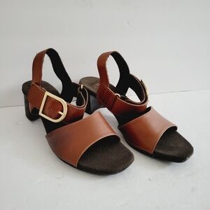 NEW Munro Women's  Neeta Block Heel Sandals Size 8